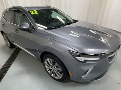 Used 2022 Buick Envision Avenir w/ Technology Package II FWD image 2