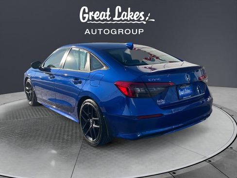 Used 2024 Honda Civic Sport image 3