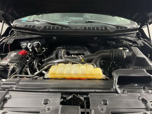 Used 2018 Ford F150 XL w/ Equipment Group 101A Mid image 3