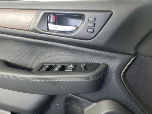 Used 2017 Subaru Outback 2.5i Limited image 29