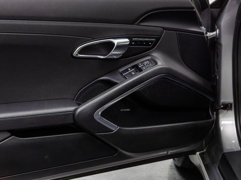 Used 2018 Porsche 911 Carrera S w/ Sport Package image 37