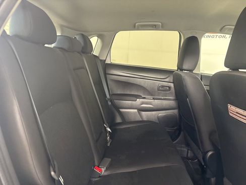 Used 2015 Mitsubishi Outlander Sport ES image 23