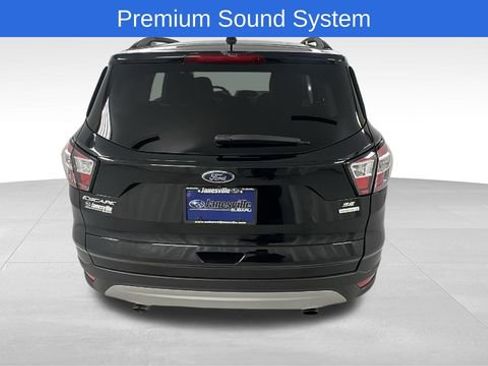 Used 2018 Ford Escape SE image 4