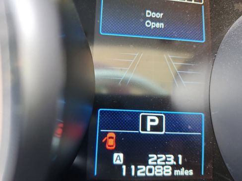 Used 2017 Subaru Outback 2.5i Limited AWD/4WD image 9