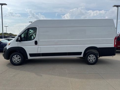 New 2026 RAM ProMaster 3500 w/ Quick Order Package 22G SLT image 15