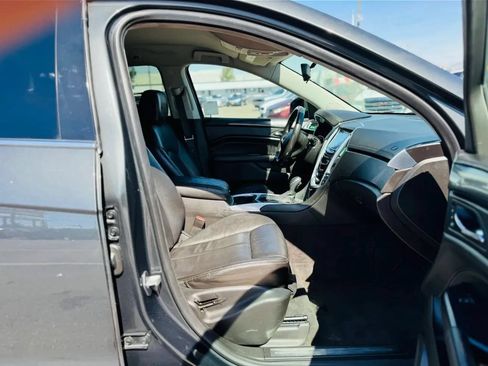 Used 2015 Cadillac SRX FWD image 12