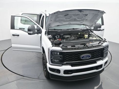 New 2026 Ford F250 XL w/ STX Appearance Package AWD/4WD image 43