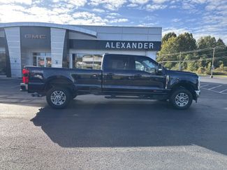 Used 2024 Ford F350 Lariat w/ Camper Package video 2