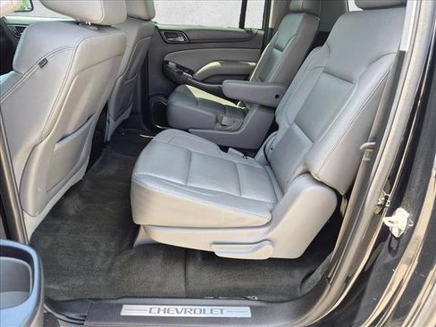 Used 2015 Chevrolet Suburban LT w/ Luxury Package AWD/4WD image 18