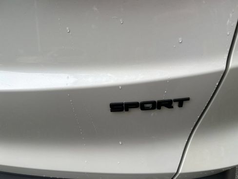 Used 2025 Honda CR-V Sport-L image 9
