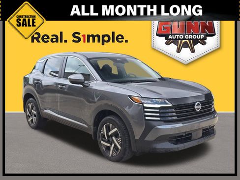 Certified 2025 Nissan Kicks SV FWD image 1
