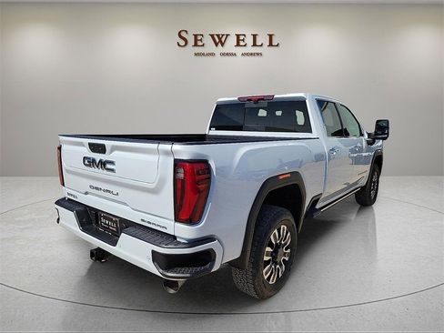 New 2026 GMC Sierra 2500 Denali Ultimate image 5