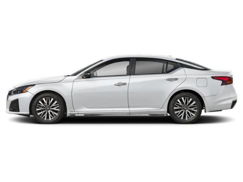 New 2026 Nissan Altima 2.5 SV FWD image 3