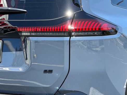 New 2026 Toyota RAV4 SE AWD/4WD image 32