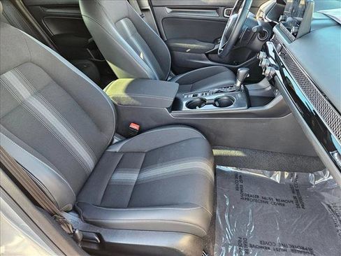 Used 2023 Honda Civic Sport image 19