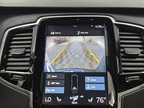 Used 2018 Volvo XC90 T6 Momentum w/ Convenience Package AWD/4WD image 14