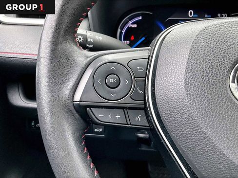 Used 2021 Toyota RAV4 SE image 23