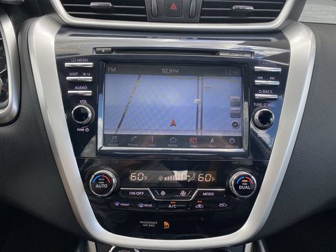 Used 2016 Nissan Murano Platinum w/ Platinum Technology Package FWD image 22