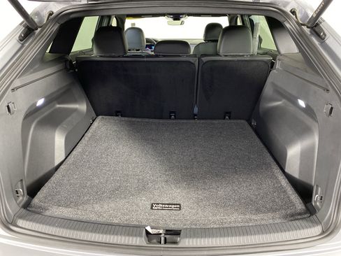 Used 2024 Volkswagen Atlas Cross Sport SE w/ Panoramic Sunroof Package AWD/4WD image 34