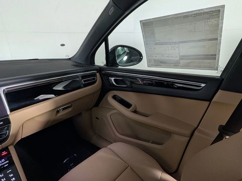 New 2026 Porsche Macan AWD/4WD image 23