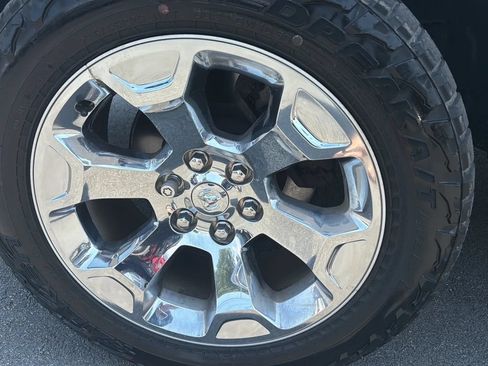 Used 2019 RAM 1500 Big Horn AWD/4WD image 5