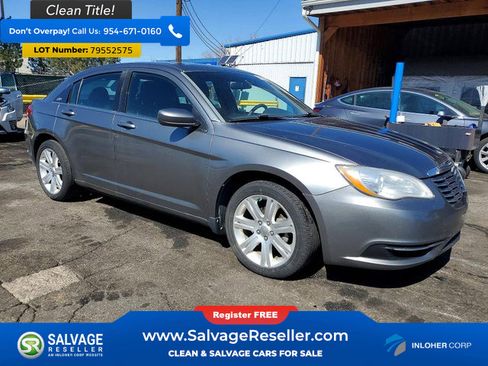 Used 2013 Chrysler 200 Touring image 5