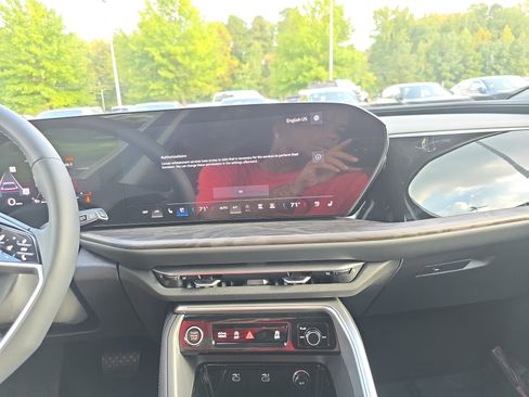 New 2025 Audi Q5 Premium Plus image 18