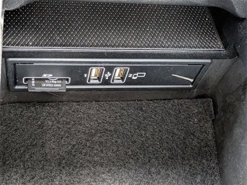 Used 2021 Mercedes-Benz C 300 4MATIC Sedan image 25