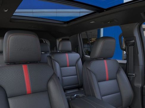 New 2026 Chevrolet Traverse RS w/ LPO, Floor Liner Package image 24