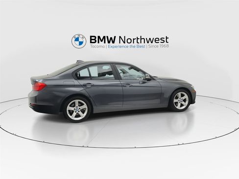 Used 2013 BMW 328i Sedan RWD image 3