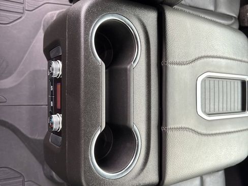 Used 2022 GMC Yukon Denali w/ Max Trailering Package image 28