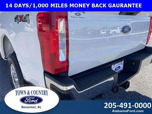 Certified 2024 Ford F250 XLT image 12