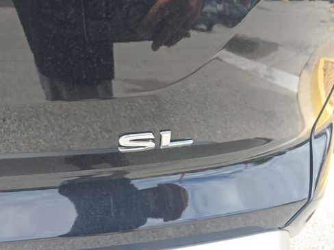 Certified 2025 Nissan Pathfinder SL FWD image 6