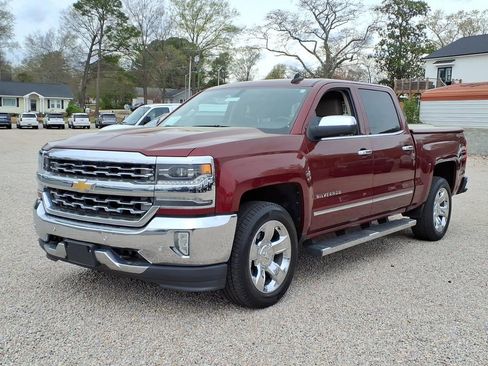 Used 2016 Chevrolet Silverado 1500 LTZ w/ LTZ Plus Package image 3