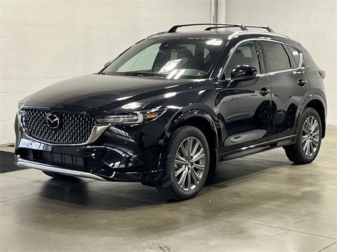 New 2025 MAZDA CX-5 Signature image 2