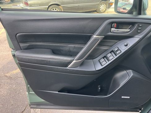 Used 2017 Subaru Forester 2.5i Touring image 22