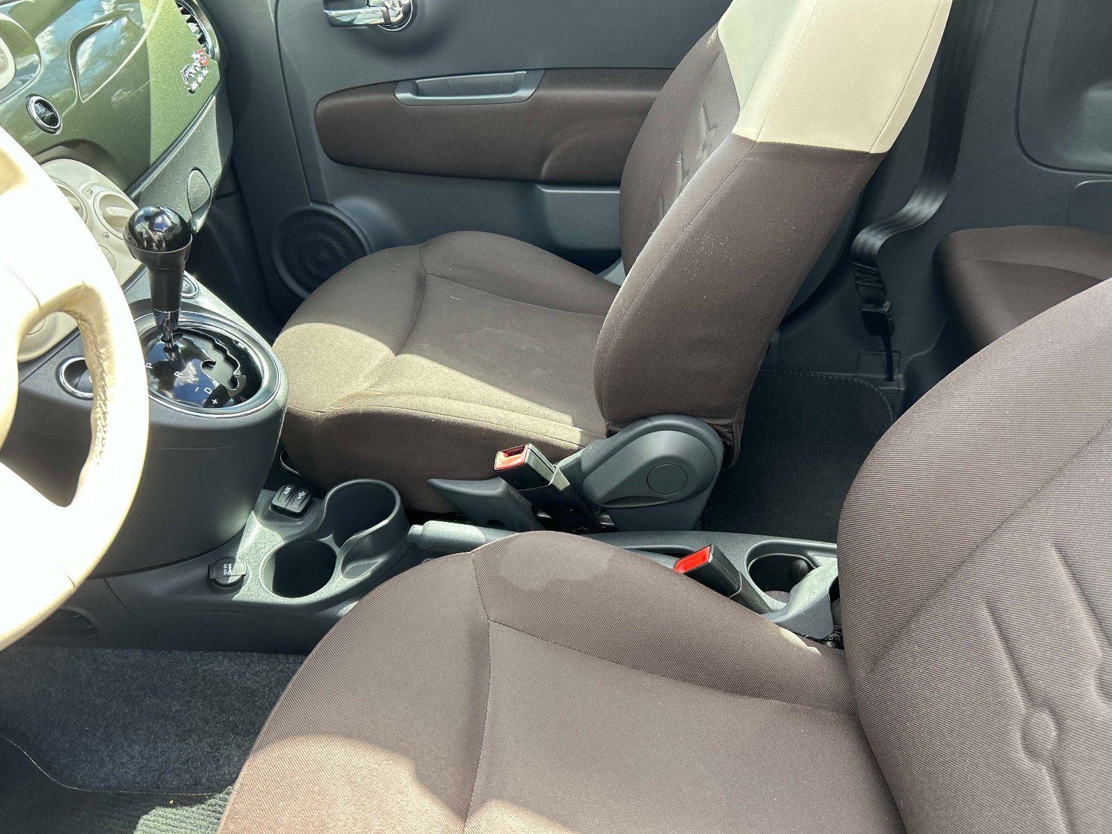 Used 2015 FIAT 500 Pop FWD image 17