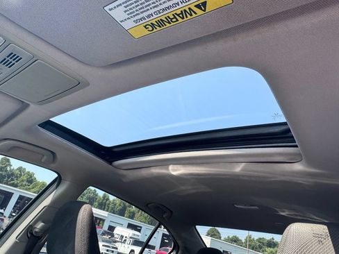 Used 2017 Honda Accord EX image 13