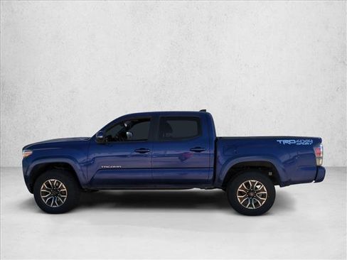 Certified 2023 Toyota Tacoma TRD Sport AWD/4WD image 8