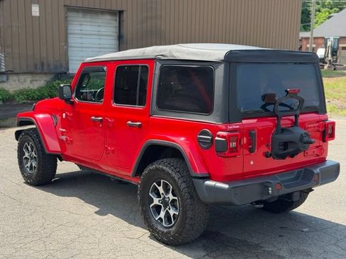 Used 2019 Jeep Wrangler Unlimited Sahara AWD/4WD image 8