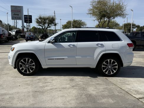 Used 2019 Jeep Grand Cherokee Overland image 8