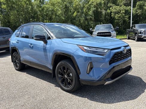 Used 2024 Toyota RAV4 XSE w/ Weather Package AWD/4WD image 1