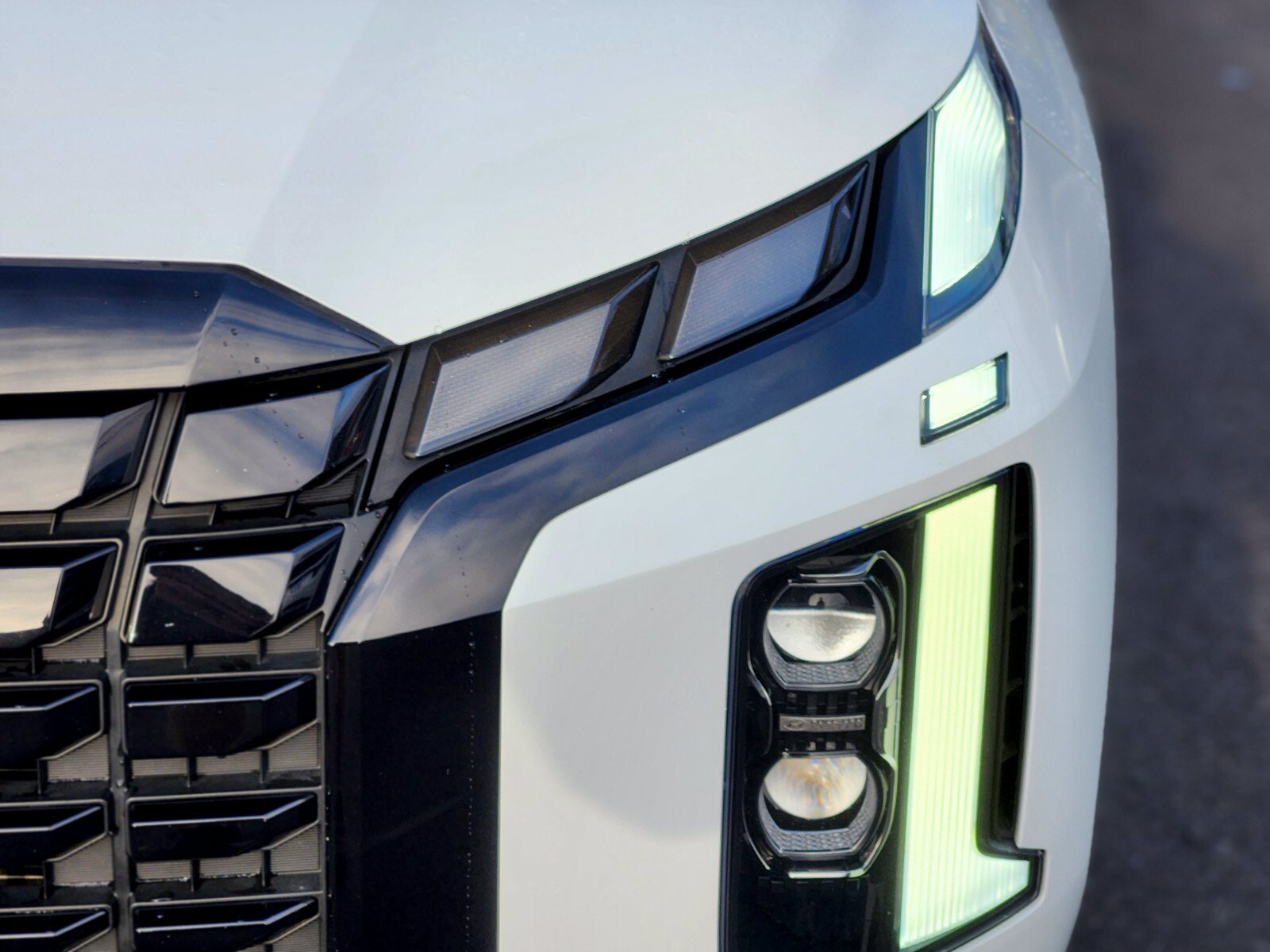 Certified 2023 Hyundai Palisade Limited AWD/4WD image 7