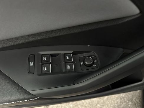 New 2026 Volkswagen Jetta SE FWD image 24