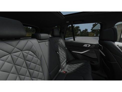 New 2026 BMW X5 xDrive40i w/ M Sport Package image 12
