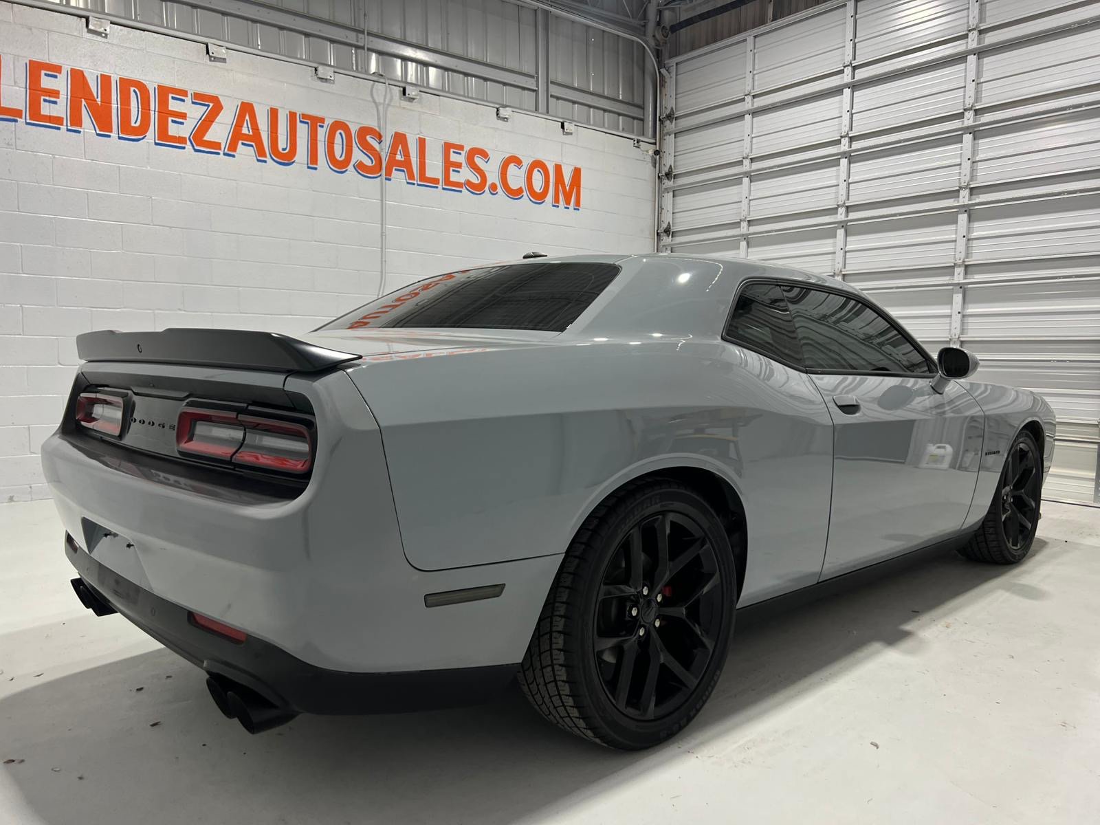 Used 2021 Dodge Challenger R/T w/ Blacktop Package RWD image 5