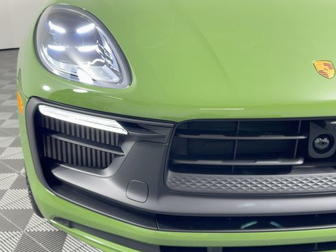 New 2026 Porsche Macan GTS image 11