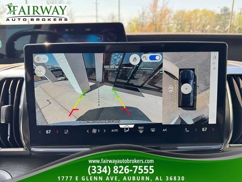 Used 2025 Ford Expedition Max Platinum image 24