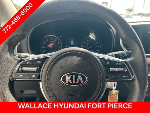 Used 2022 Kia Sportage LX FWD image 18