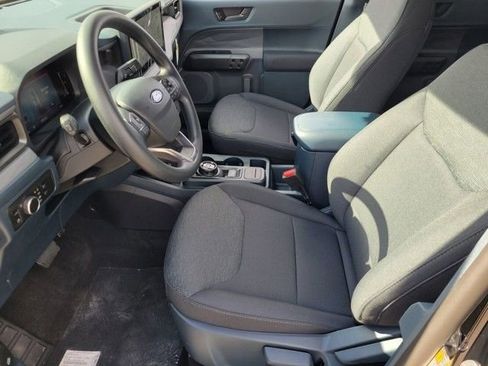 New 2025 Ford Maverick XL image 7